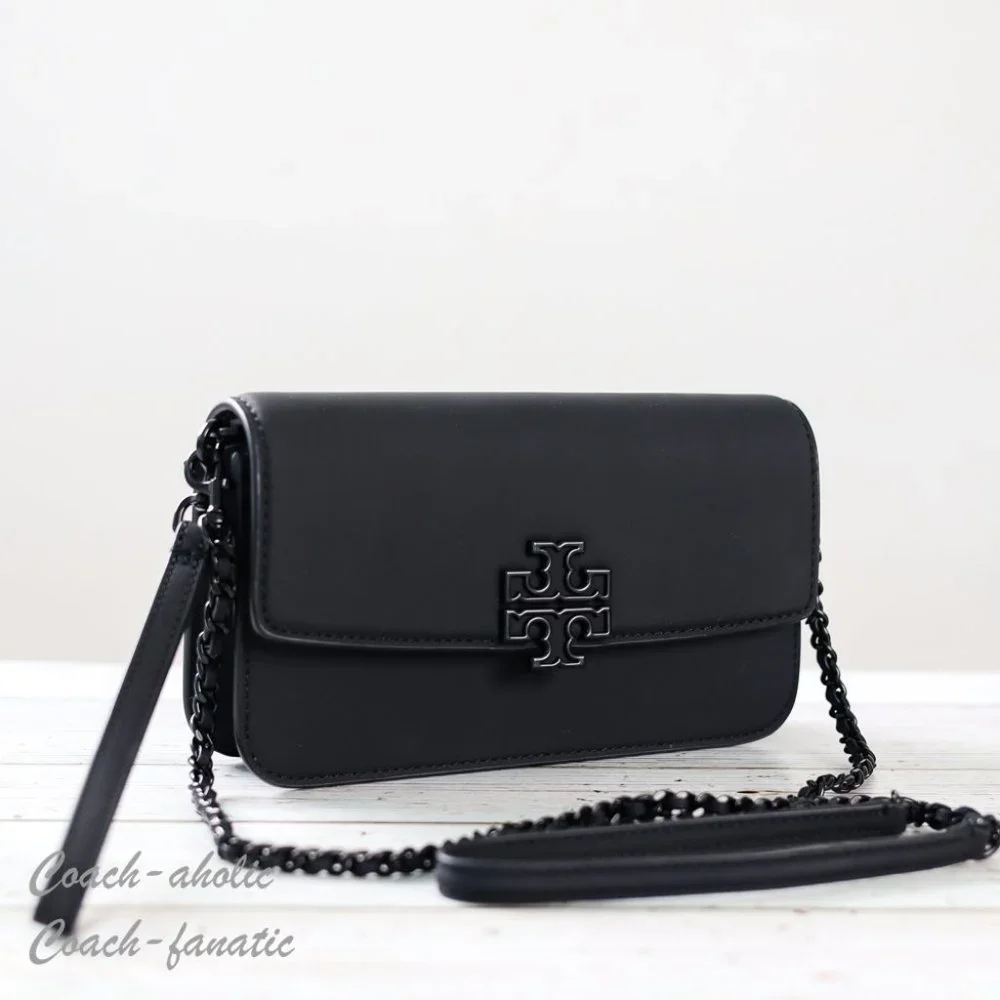 NWT Tory Burch Britten Matte Chain Wallet with Wristlet in Black